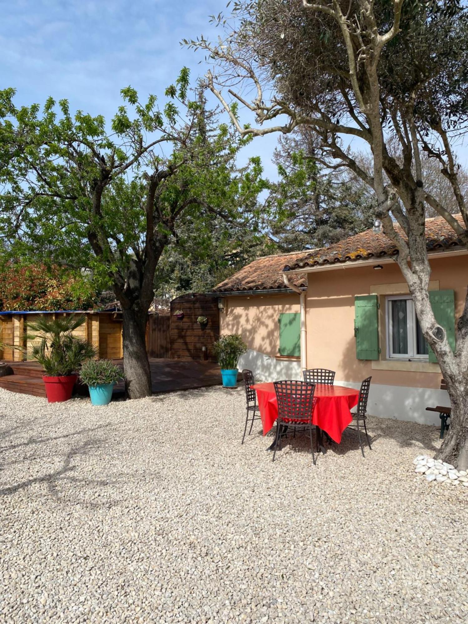 Gite 135 C Sarrians Exterior foto